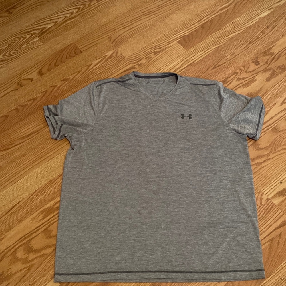 Mens Under Armour shirt XL